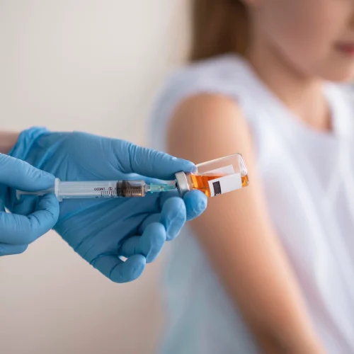 DOCUMENTO DE REFUERZO: INEXISTENCIA DE OBLIGATORIEDAD LEGAL DE VACUNACIÓNEN CHILE Y FALTA DE FISCALIZACIÓN EFECTIVA POR PARTE DEL ISP